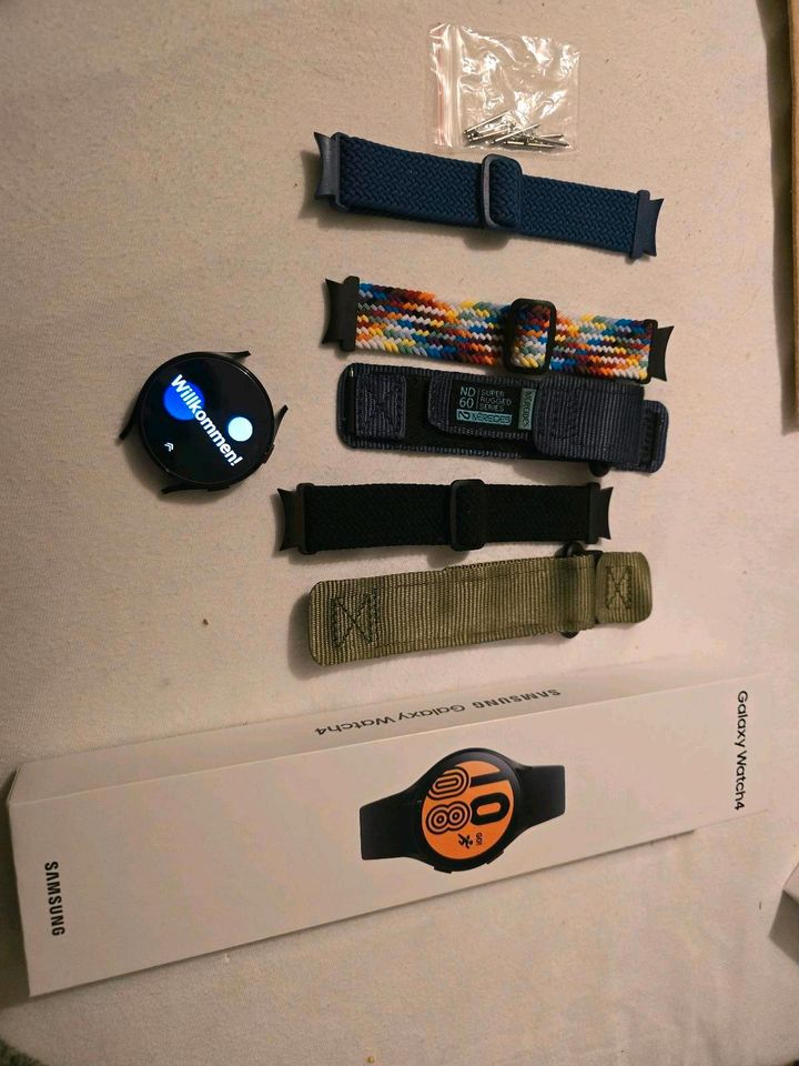 Samsung galaxy watch 4 in Bad Vilbel