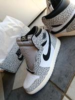 Nike Air Jordan 1 High Cement EU 42 & 42.5 Neu OVP Nordrhein-Westfalen - Soest Vorschau