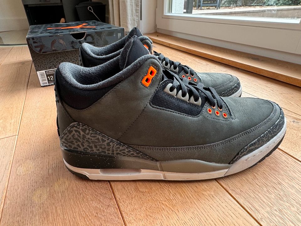 Nike Air Jordan 3 Retro Night Stadium/Total Orange Gr.46 in Waldbröl