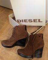 braune Wildleder Stiefeletten von Diesel mit Keilabsatz Düsseldorf - Pempelfort Vorschau