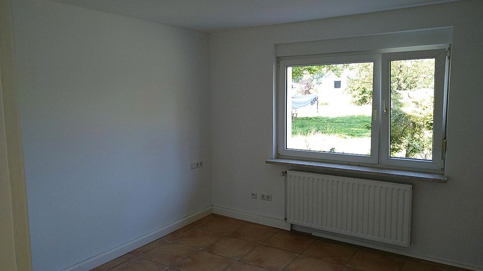 2-Zi, Küche, Bad, ca 58 m² mit Terrasse & ~250m² Gartenanteil in Zützen