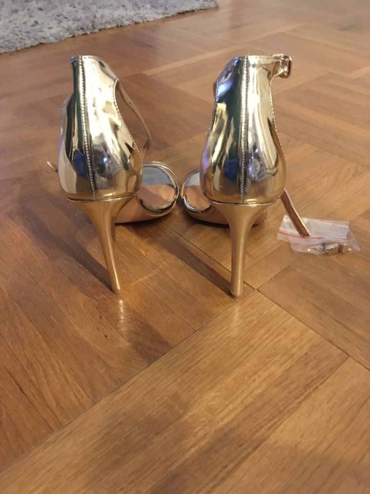 High Heels gold in Homburg