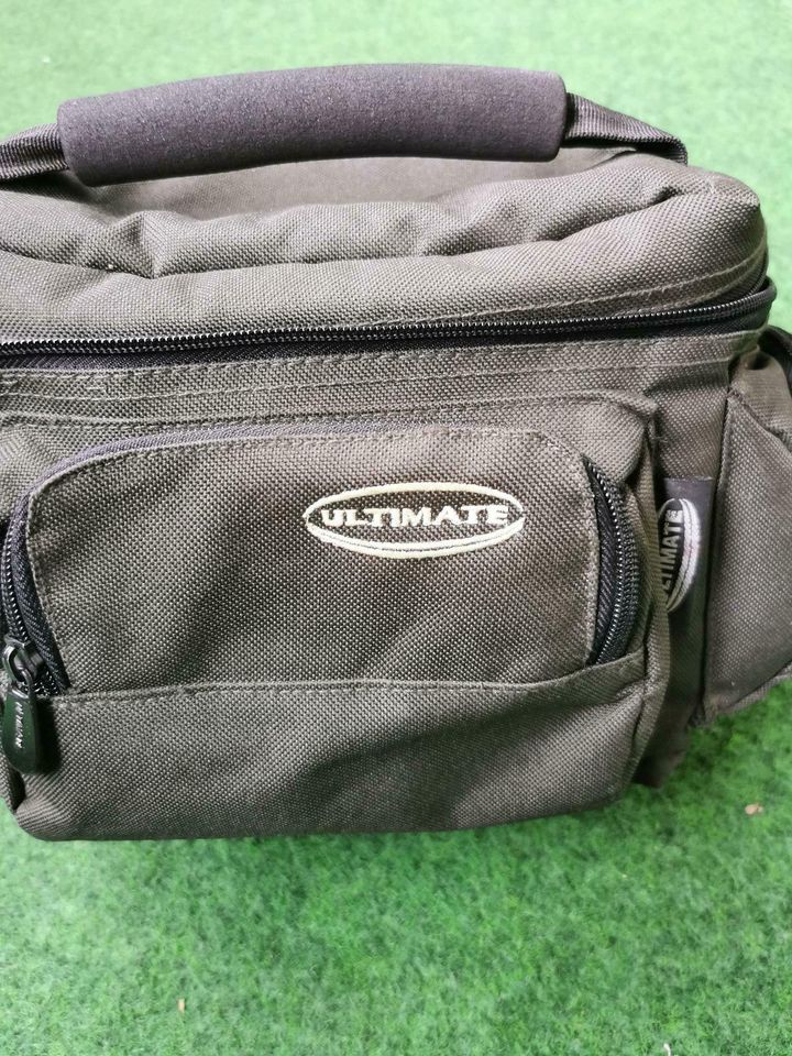 Ultimate Tackle Bag Zubehörtasche Angeln Luggage Karpfen Carp Bag in Bad Bentheim