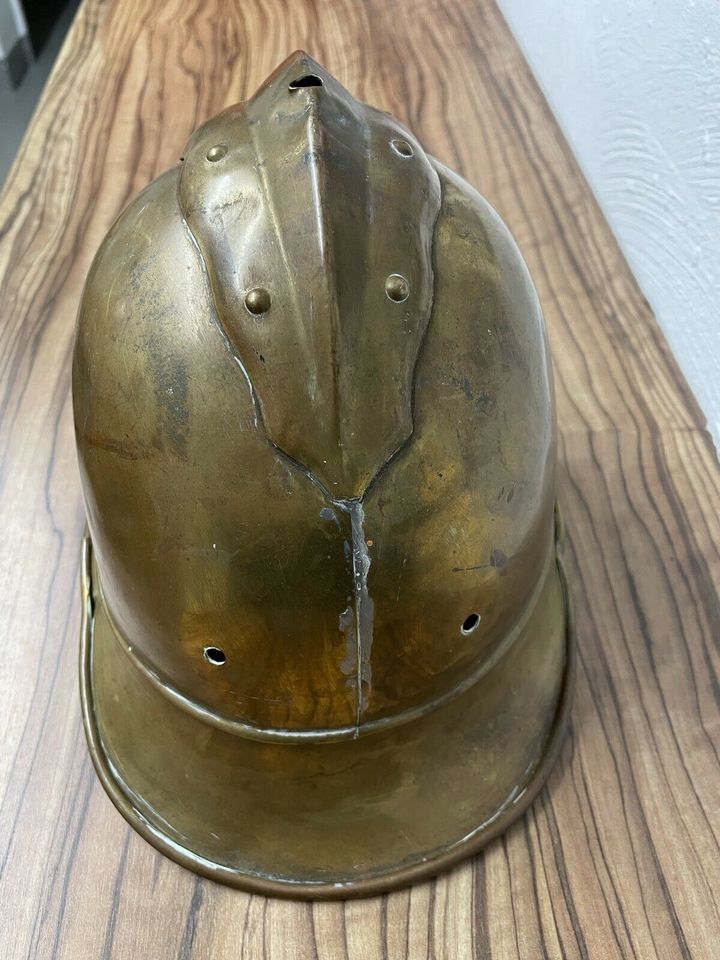 Feuerwehrhelm antik in Ravensburg