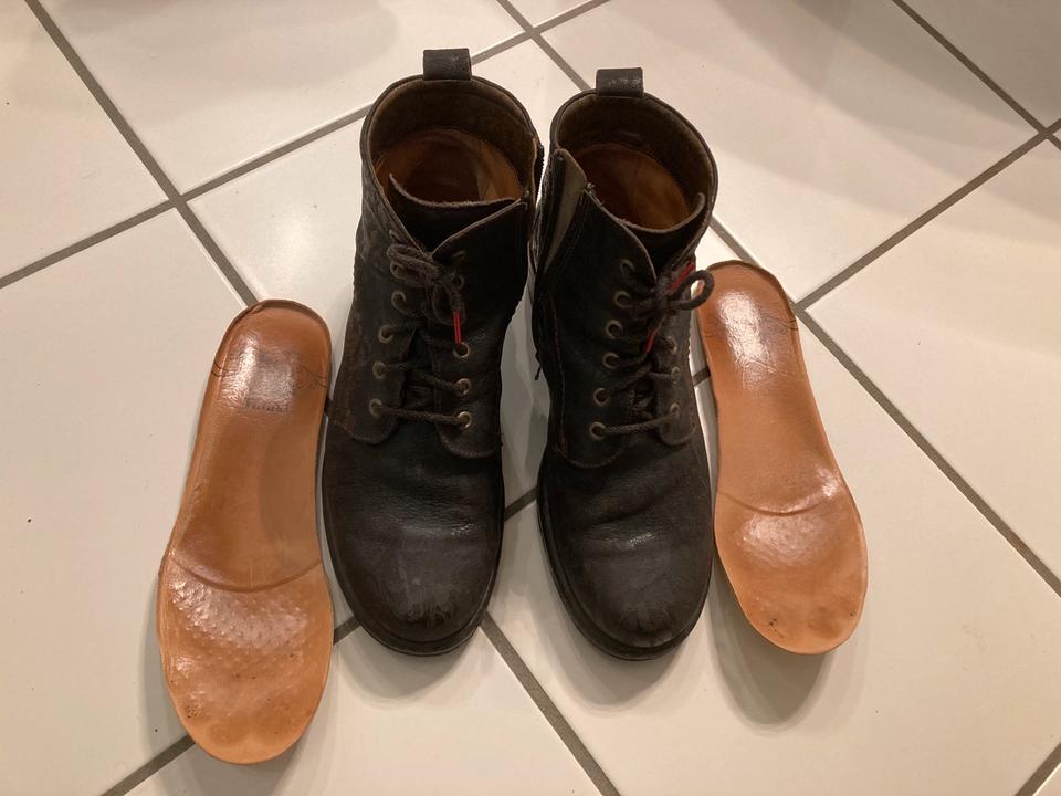 Braun/blaue Schnürboots/Stiefeletten von Think in Gr.42 in Bienenbüttel