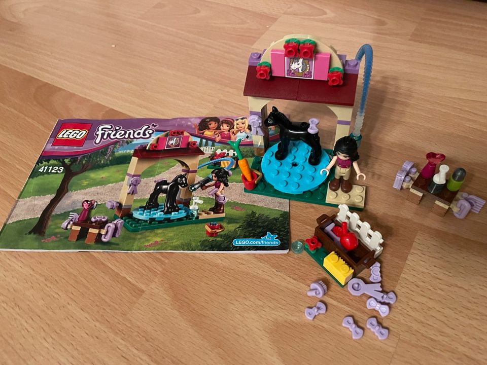 LEGO Friends - Waschhäuschen für Emmas Fohlen 41123 in Seukendorf