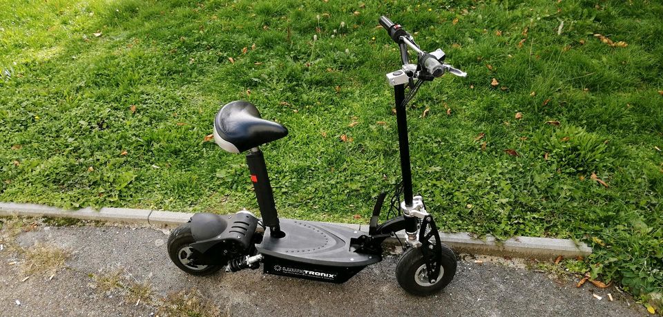 E-Scooter 36v  E-Roller (w) in Geisenfeld