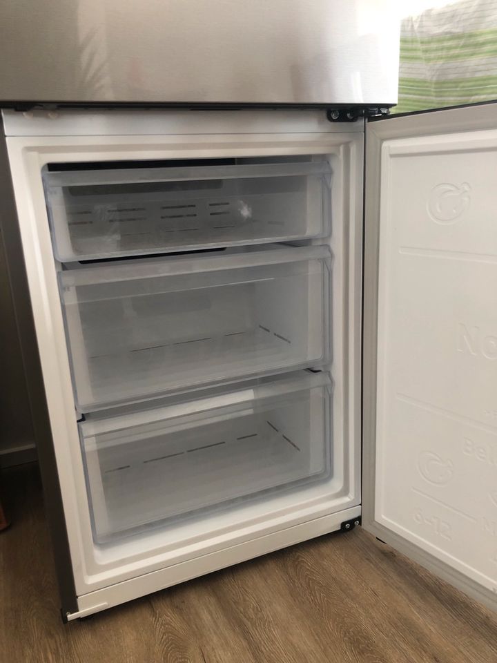 Samsung RL 34 C600 Kühlschrank in Vaterstetten