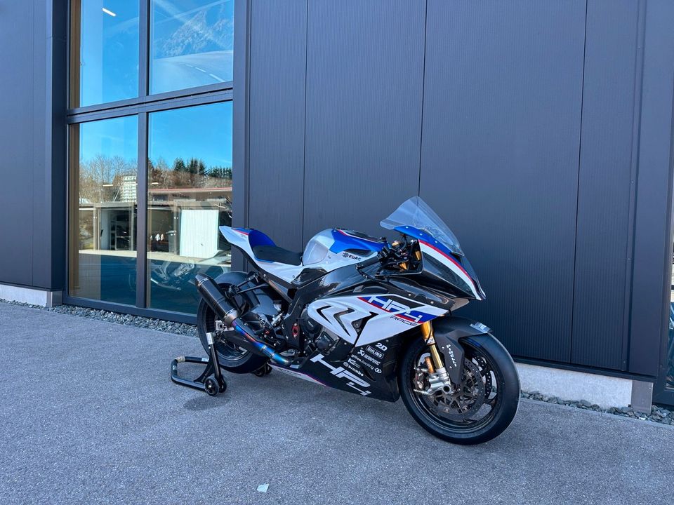 BMW HP4 Race Motorrevision Top Zustand in Oy-Mittelberg