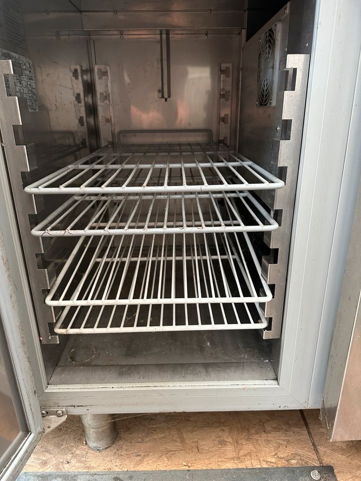 Getränketeke Kühlschrank in Weeze