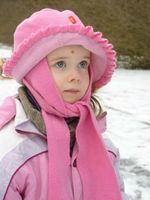 STERNTHALER Winterhüte m Bindeschal, Wollmützen, Schneehandschuhe Rheinland-Pfalz - Waldbreitbach Vorschau