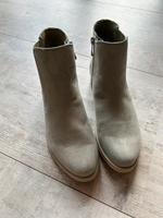 Marco Tozzi Schuhe Stiefel Stiefeletten 37 Damen Mint grün Hessen - Linsengericht Vorschau
