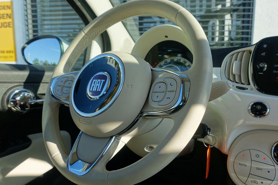 Fiat 500 1.0 Hybrid DolceVita *Panorama, Klimaautom. in Großostheim
