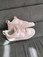 Nike Schuhe rosa weiss 37,5 Rheinland-Pfalz - Diez Vorschau