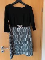 Kleid mit Silberschnalle/Abendgarderobe Brandenburg - Altdöbern Vorschau