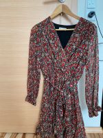 *NEU* Kleid Blumen rot Damen (Gr.S) mit Schleife NEU Nordrhein-Westfalen - Lippstadt Vorschau