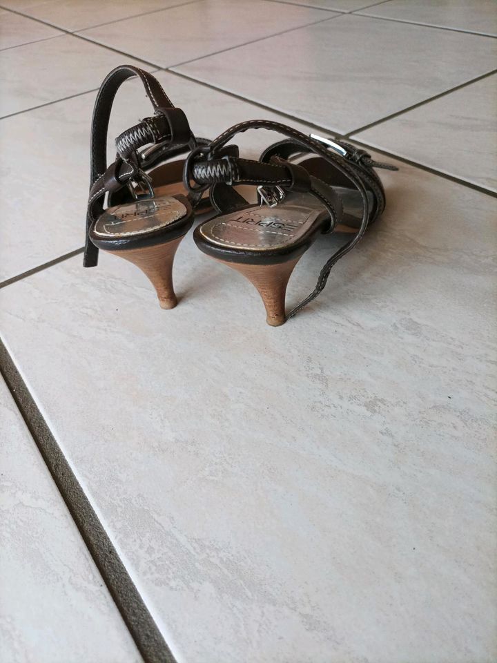 Esprit Sandalen 38  koffee fein und bequem günstig guter Zustand in Sundern (Sauerland)