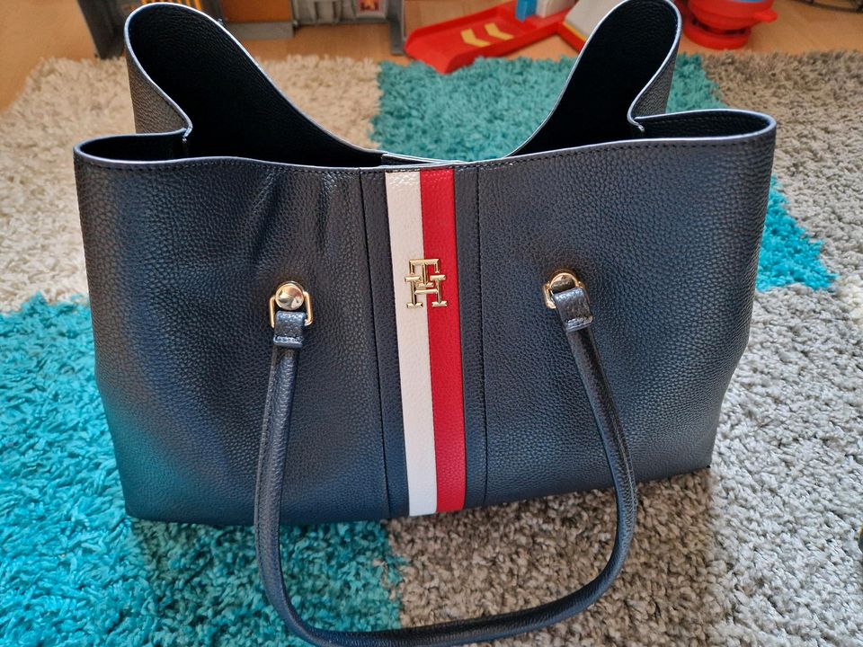 Tommy Hilfiger Handtasche in Ampfing