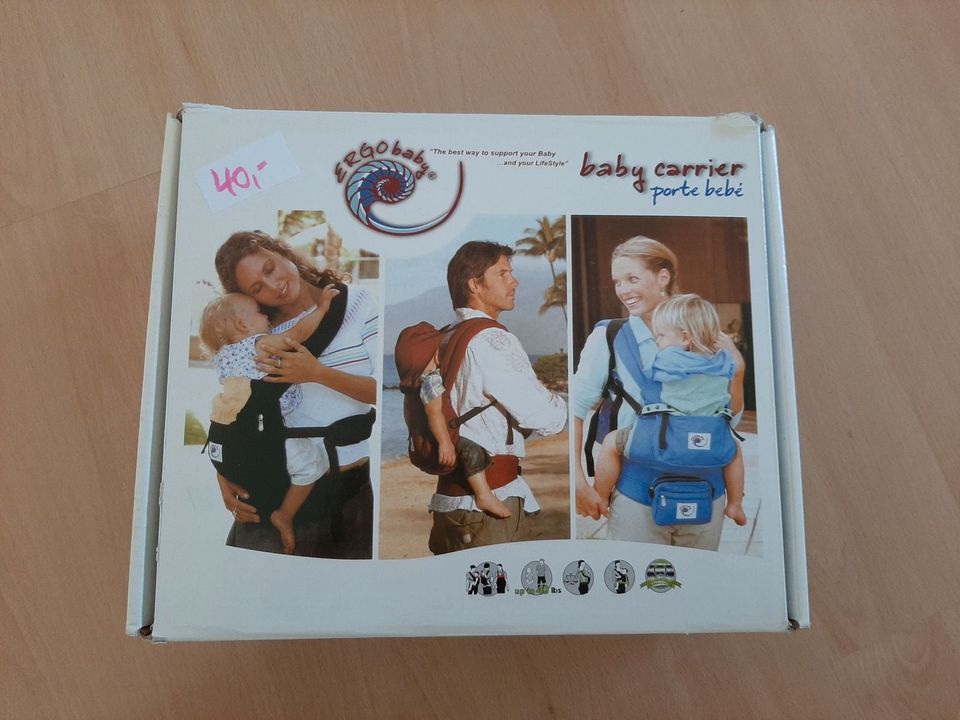 Ergobaby Baby carrier in Neuried