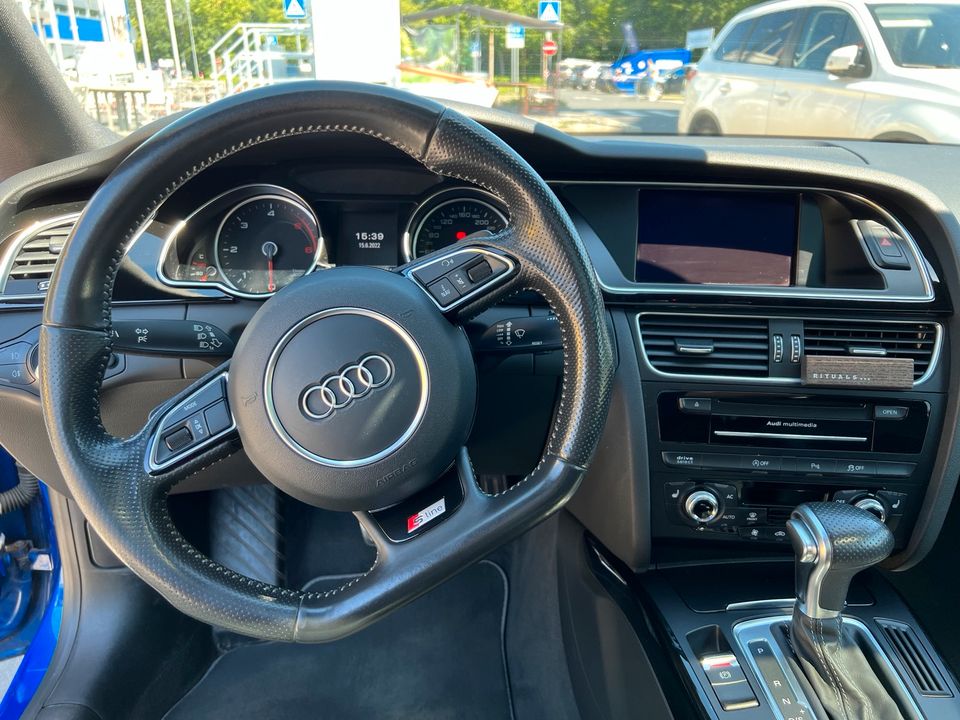 Audi A5 3.0 TDI Coupé in Kassel