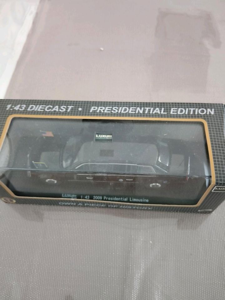 Presidenten Limousine in 1:43 von DIECAST in Viernau