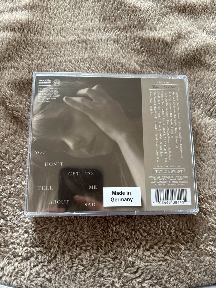 Taylor Swift „The Tortured Poets Department - Collectors Edition“ in Potsdam