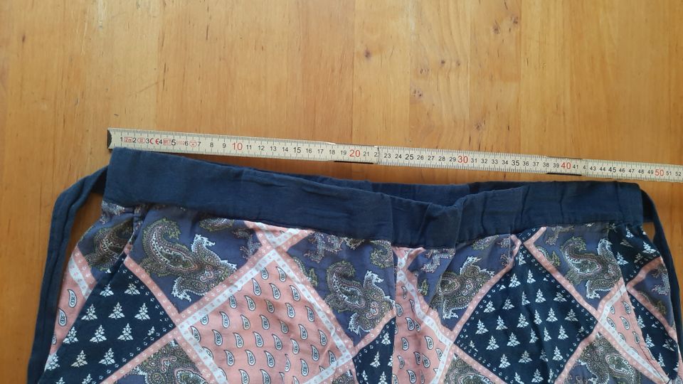 Sommerhose blau-gemustert Bodyflirt, Größe 48 in Türkheim