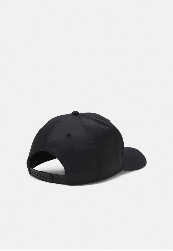 Baseball Nike Sportswear in Helbra