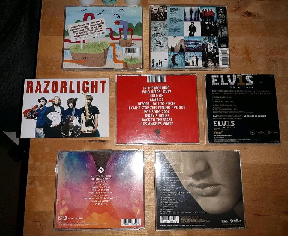 ROCK CDs : QUEEN / U2 / ELVIS / THE SHINS / R.E.M. / RAZORLIGHT.. in Köln