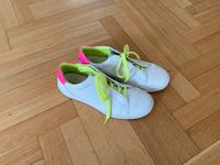 Superfit Sneaker 35 weiß mit Neon Wie neu! Nordrhein-Westfalen - Ratingen Vorschau