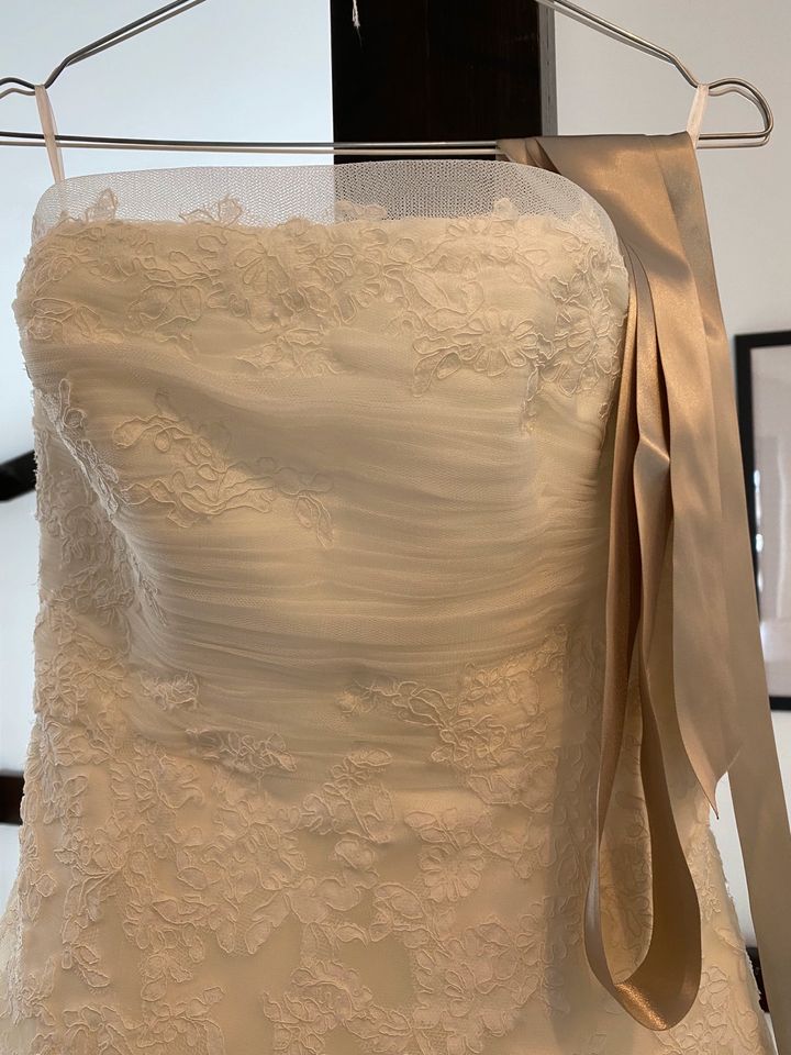 Ein wunderschönes Hochzeitskleid von Pronovias zu verkaufen in Schwetzingen