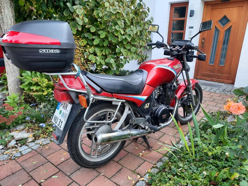 Motorrad Yamaha XS 400 mit Koffer in Eggenfelden