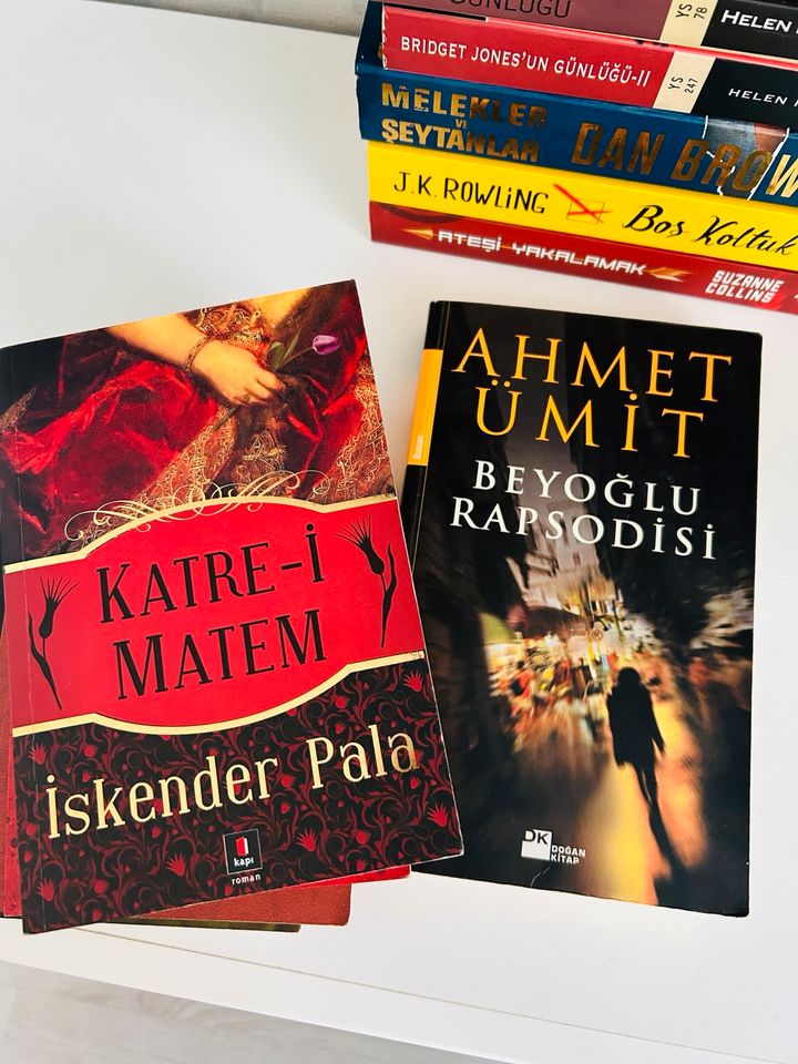 Bücher Türkisch Türkçe Kitap Liebes Historischer Roman, Polisiye in Berlin