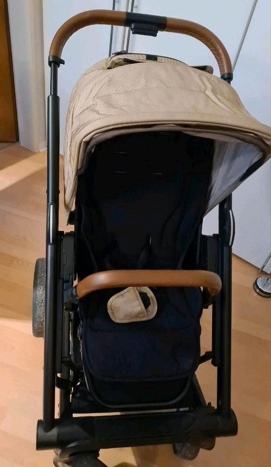 Mutsy iGo Kinderwagen/ Kombikinderwagen + Adapter für Maxi Cosi in Augsburg