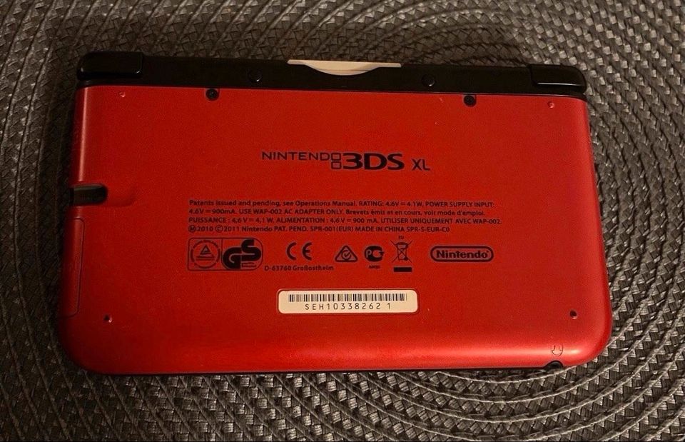 Nintendo 3ds XL mit 7 Spielen in Hamburg