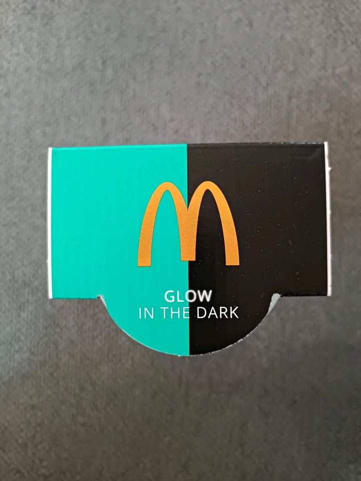 Mc Donalds Glas - Glow in the dark, noch nicht erhältlich in Calw