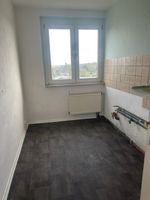 Kautionsfrei // 2 Zimmer Wohnung zum selbst gestalten mit Dusche // + 4 Monate die Kaltmiete sparen // Sachsen - Hainichen Vorschau