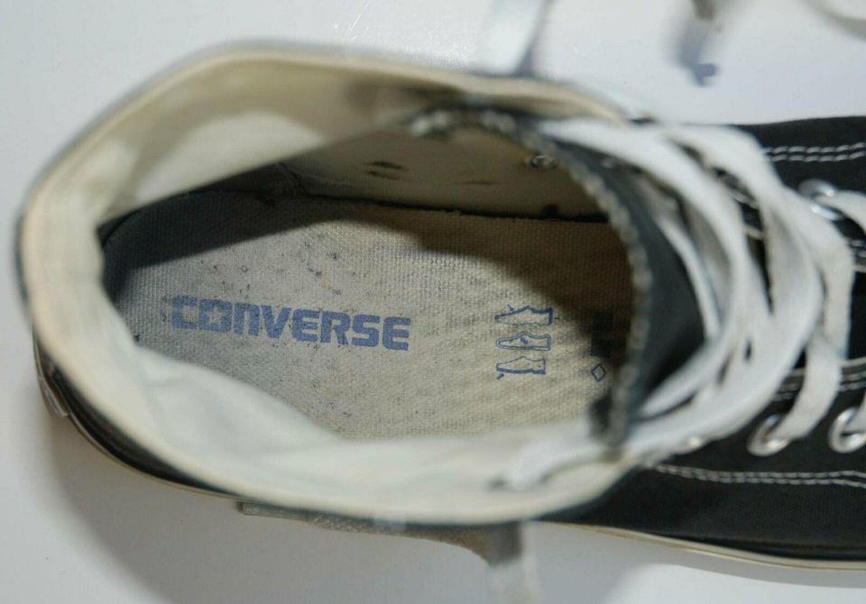 Converse Chucks Hi schwarz weiss  Größe 9 (UK) getragen in Essen