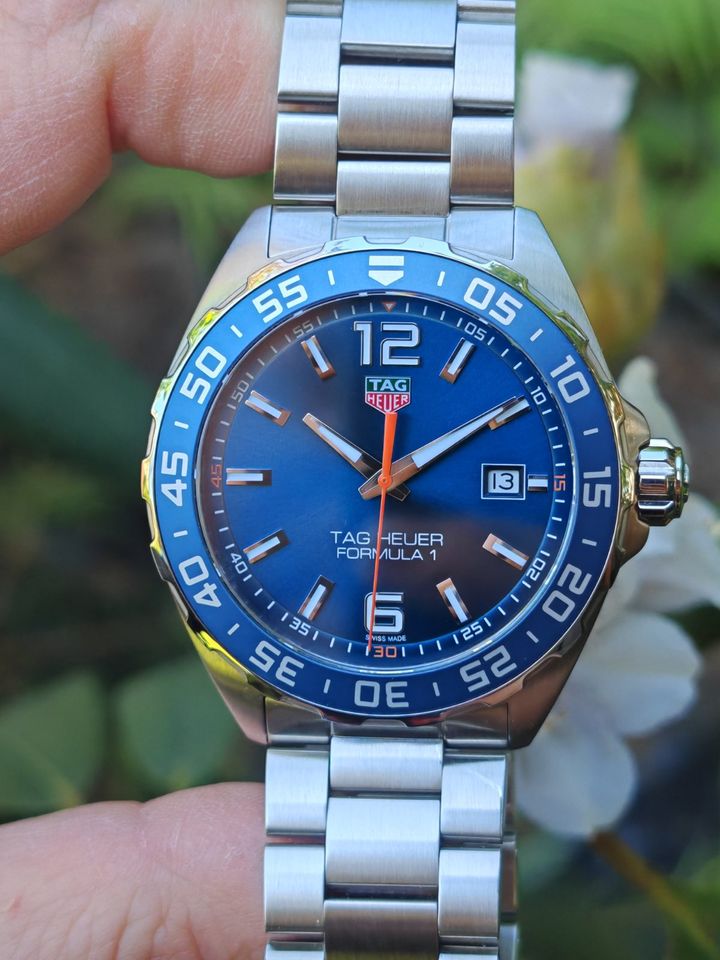 TAG HEUER Formula 1 WAZ1010.BA0842 Quarz 43mm Garantie in Frankfurt (Oder)