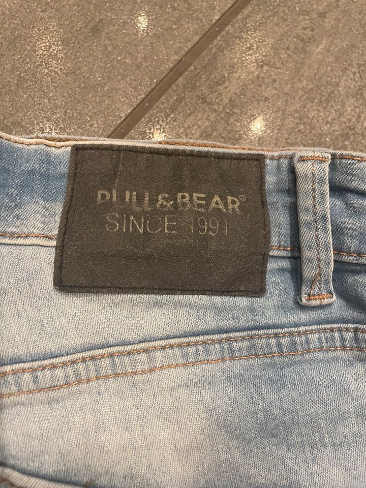 Pull and Bear Jeans Gr.40 in Niestetal