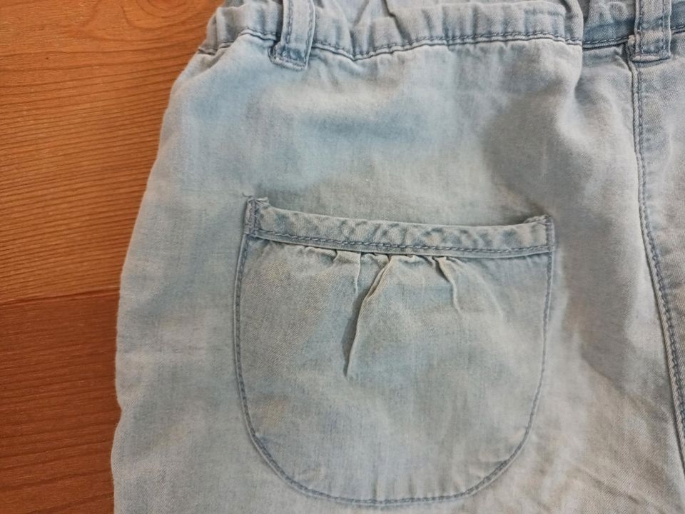 Jeans Shorts 122/128 Topolino kurze Hose in Halle