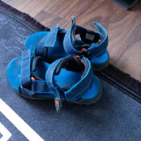 2 Sandalen in gr 26/ Jack wolfskin Nordrhein-Westfalen - Mönchengladbach Vorschau