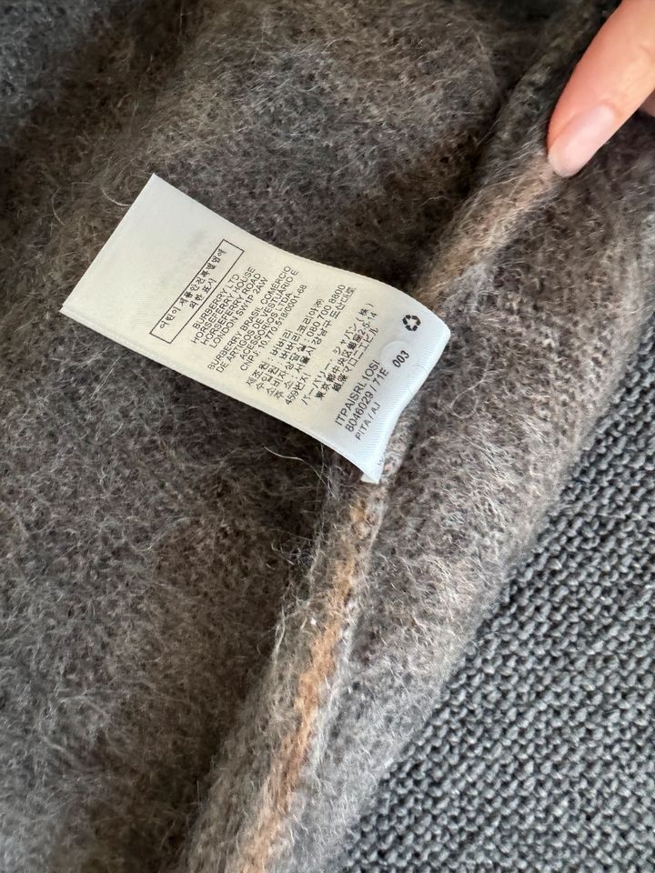 Burberry pullover zu verkaufen in Düsseldorf