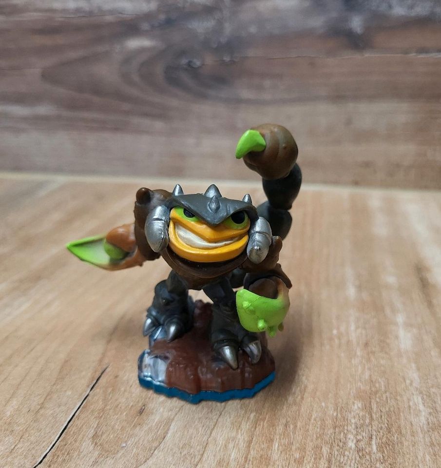 Skylanders Giants und Swap Force Figuren in Königslutter am Elm