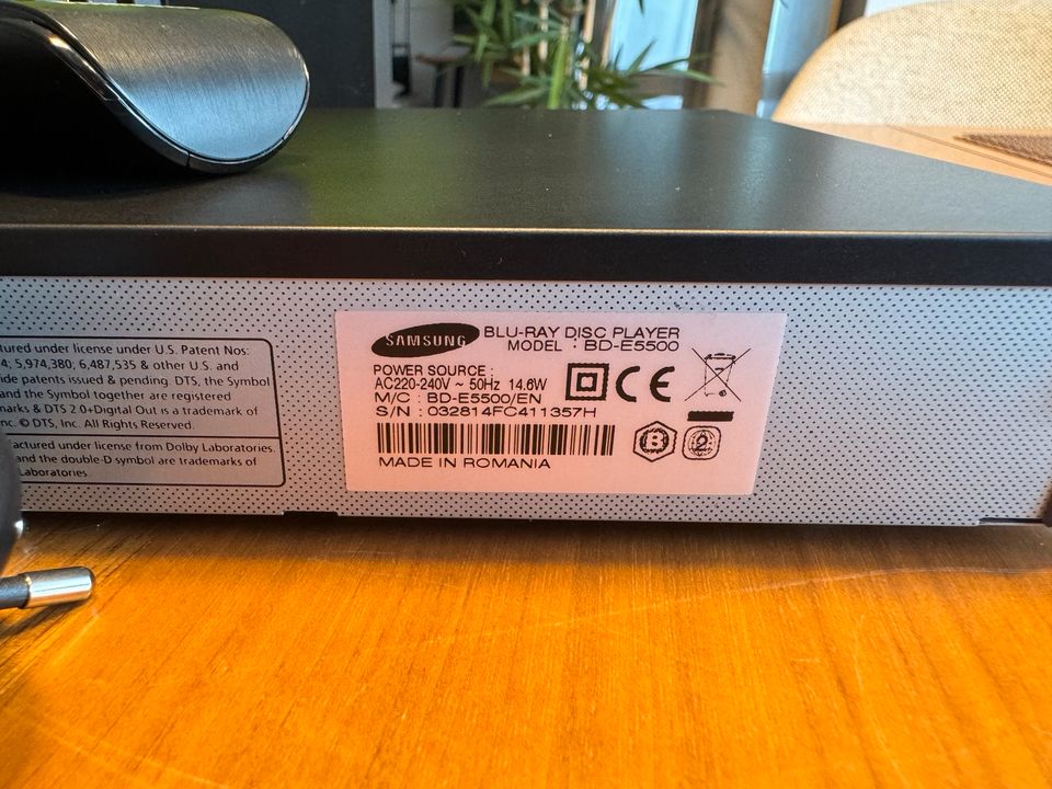 Samsung Blu-Ray 3D Player BD-E5500 in Künzelsau