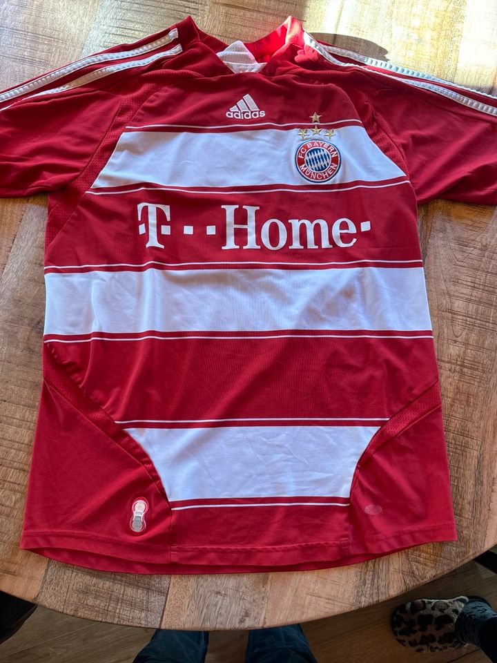 Trikot FC Bayern in Waldkirch