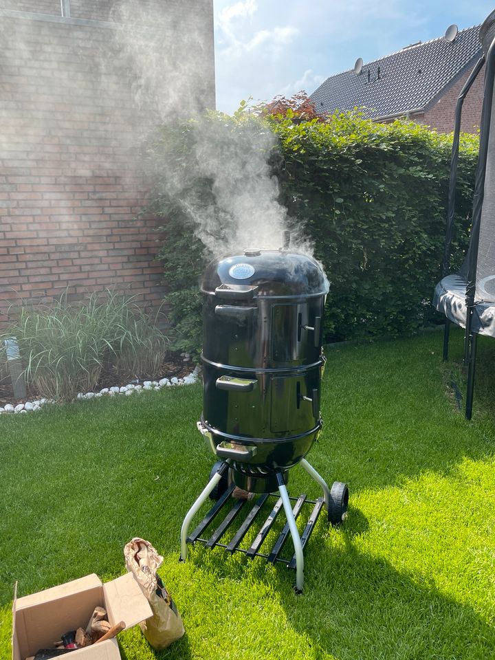 Rösle F50 Smoker No 1 , Räuchergrill Top Zustand in Lüdinghausen