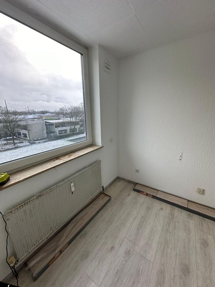 Unmöblierte 1 Zimmer Wohnungen mit guter Aussicht und Balkon in Duisburg