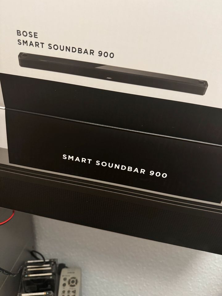 Bose Soundbar 900 + Bass Module 700 + Surround Speaker 700 in Manching