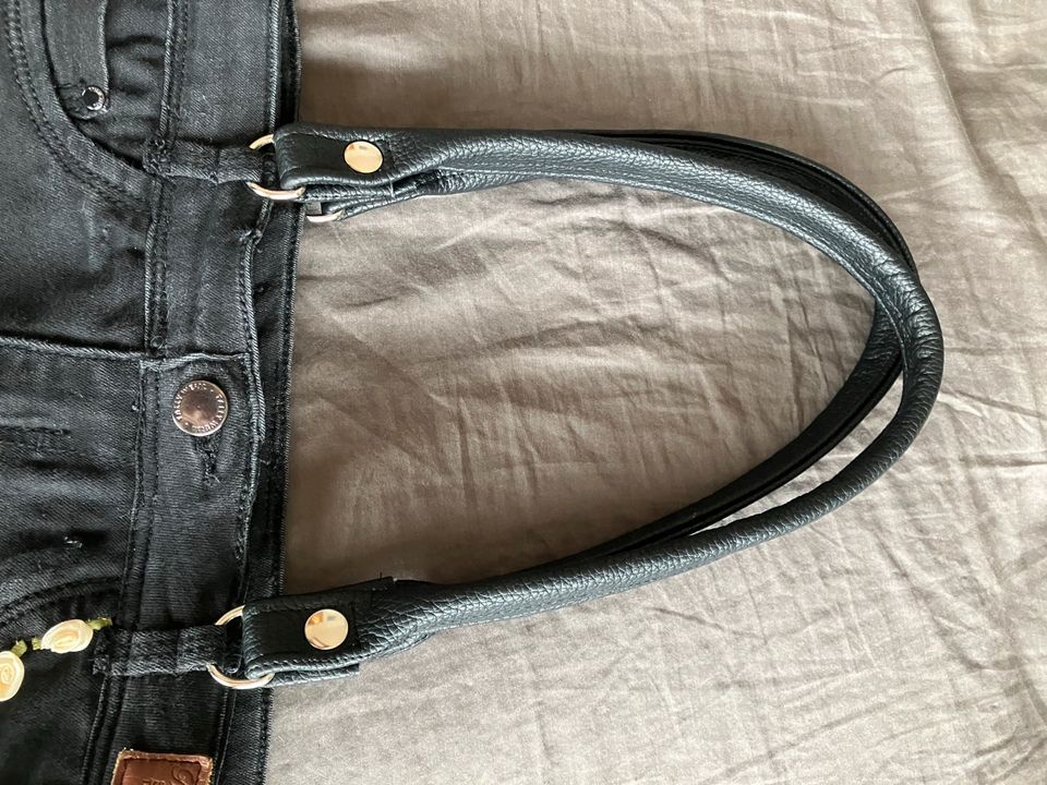 Tasche aus Jeans in Schallstadt